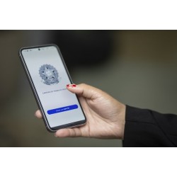 Brasil supera marco de 5 milhões de empregos com carteira assinada desde 2023